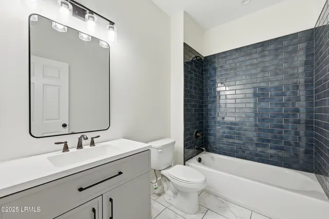 $535,000 | 579 Sams Point Road, Beaufort, SC 29907