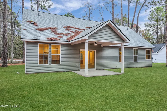 $535,000 | 579 Sams Point Road, Beaufort, SC 29907