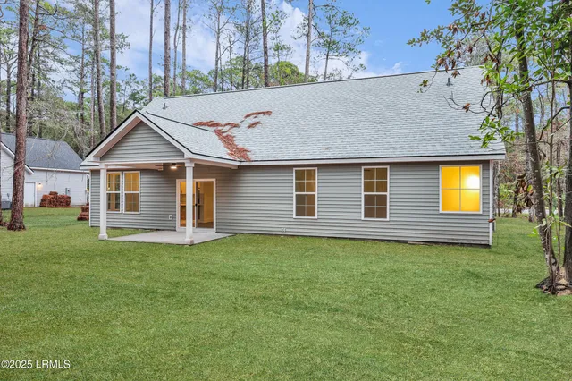 $535,000 | 579 Sams Point Road, Beaufort, SC 29907