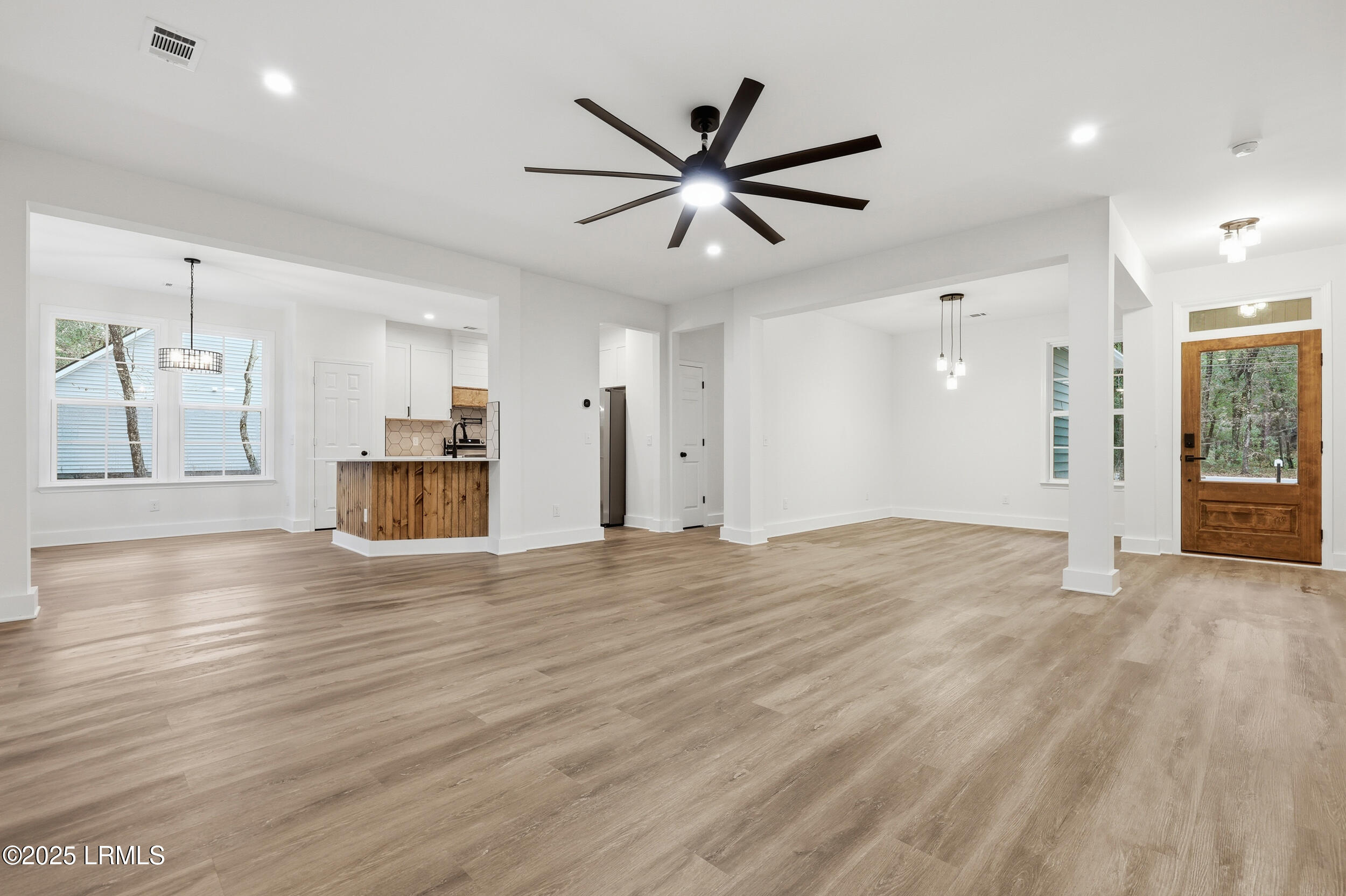 579 Sams Point Road Beaufort, SC 29907 - Photo 8 of 44 15_ru4a2783