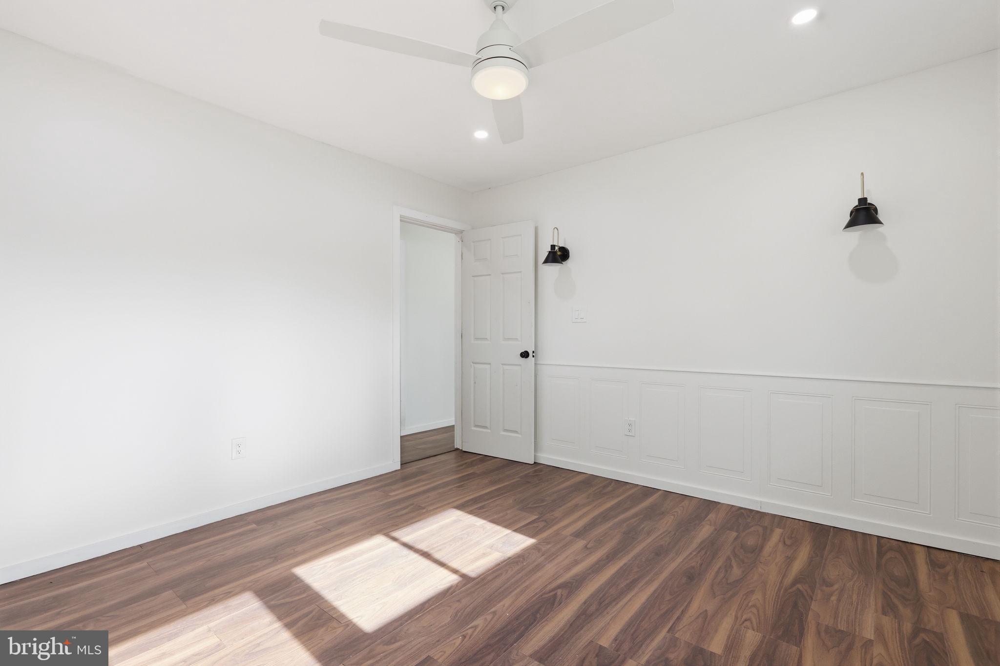 25 Gun Road Levittown, PA 19057 - Photo 18 of 39 Gallery Image 18