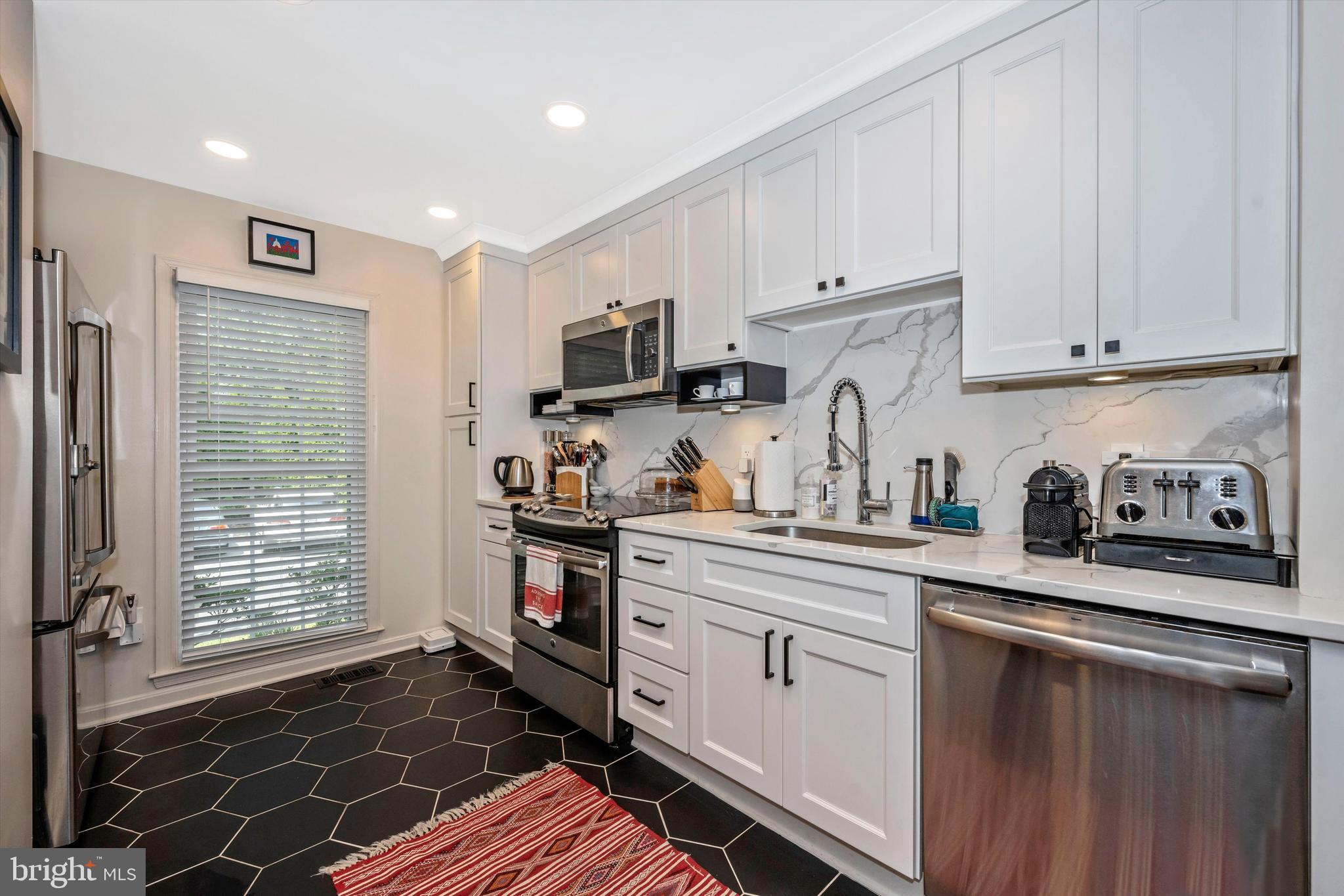 6402 Montrose Road Rockville, MD 20852 - Photo 15 of 45