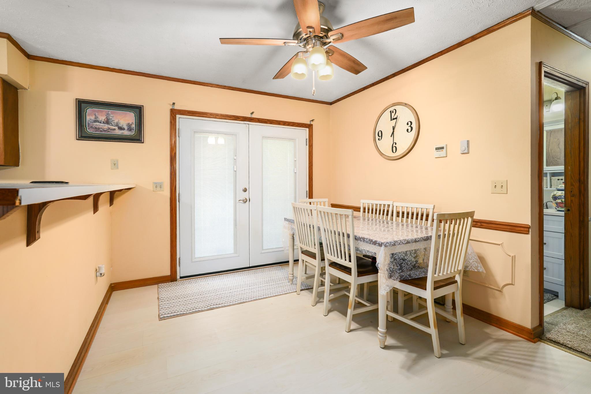 89 Codjus Drive Rising Sun, MD 21911 - Photo 4 of 20 a view of a hallway with elevator