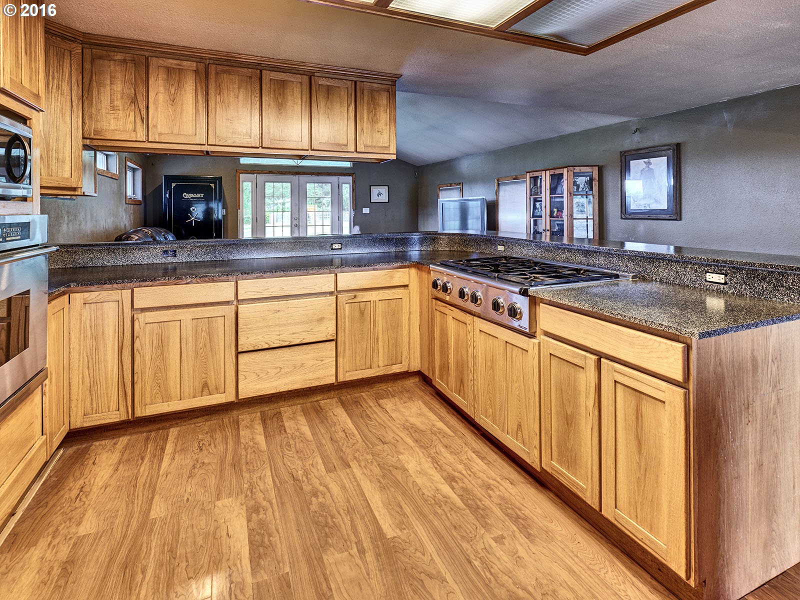 26737 South Look Road Colton, OR 97017 - Photo 18 of 25 a kitchen with stainless steel appliances granite countertop a stove and a sink