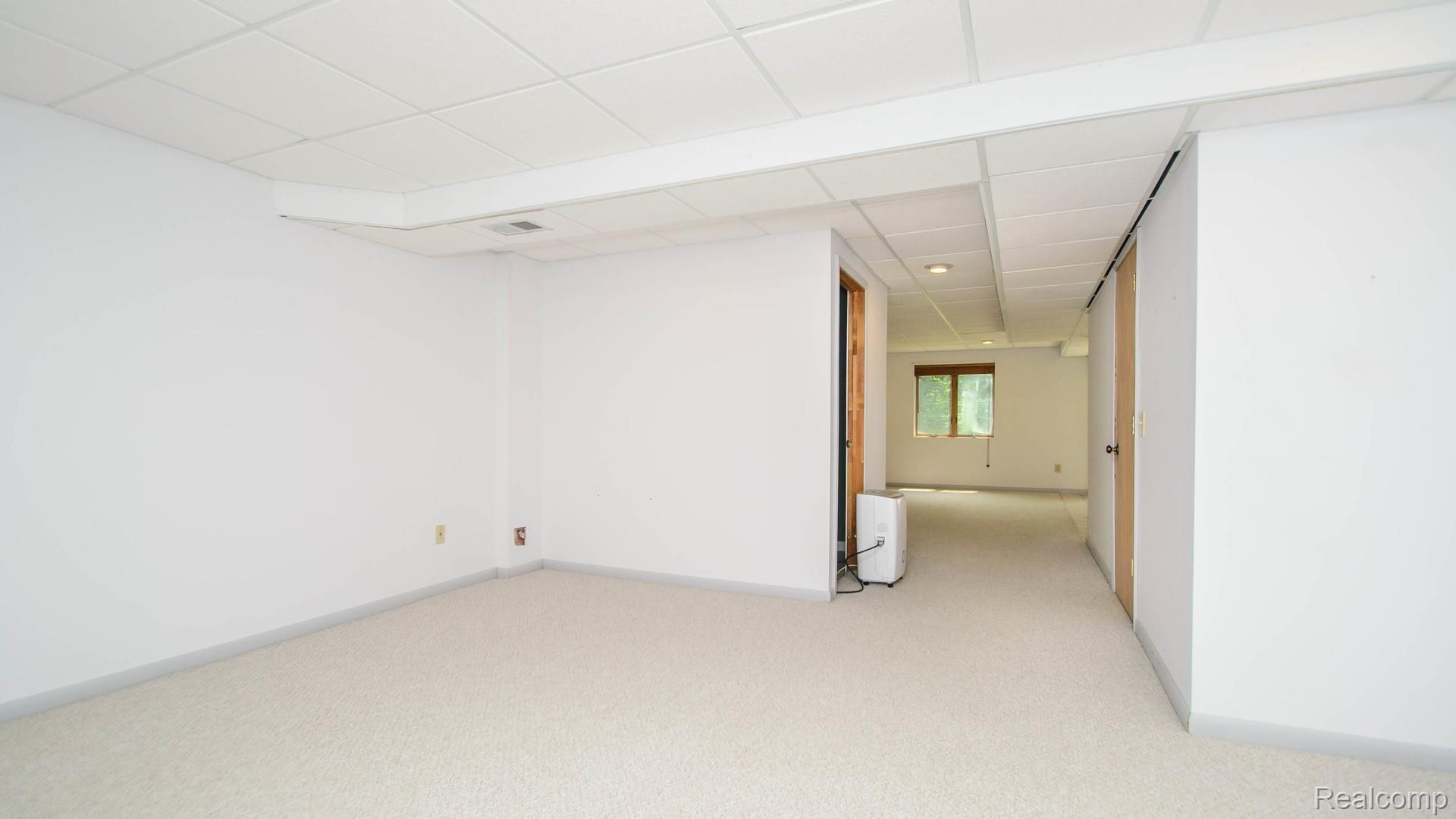 3949 West Schafer Road Pinckney, MI 48169 - Photo 57 of 59 065_3.jpg