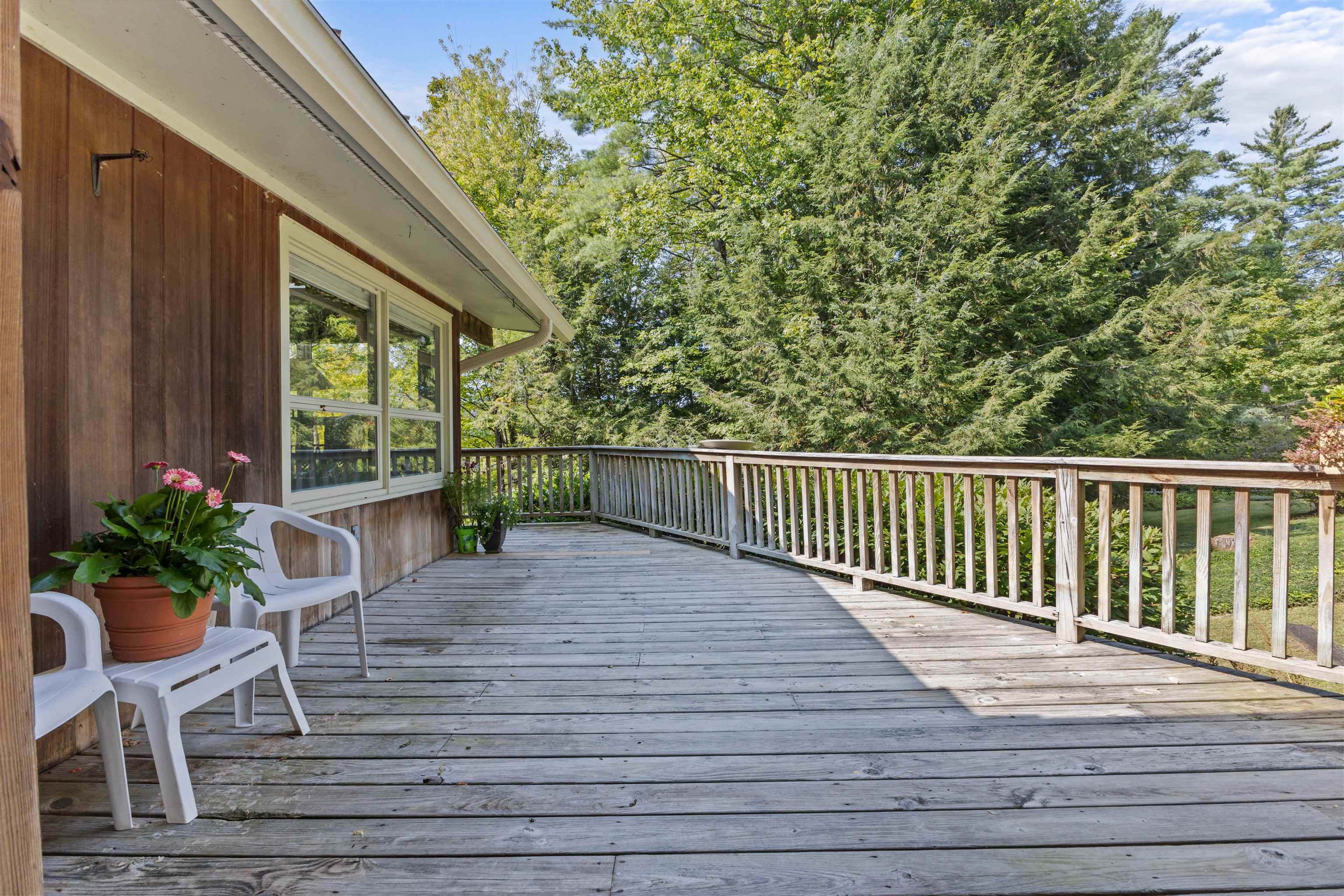 324 Sylvan Park Road Stowe, VT 05672 - Photo 8 of 42