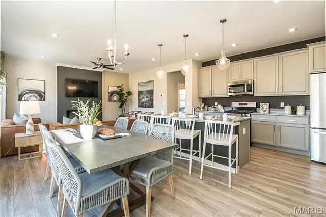 $425,900 | 303 Allison Court, Arnold, MO 63010