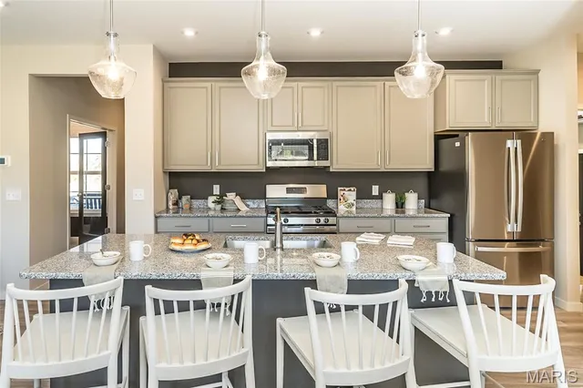 $425,900 | 303 Allison Court, Arnold, MO 63010