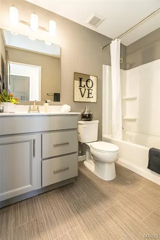 $425,900 | 303 Allison Court, Arnold, MO 63010