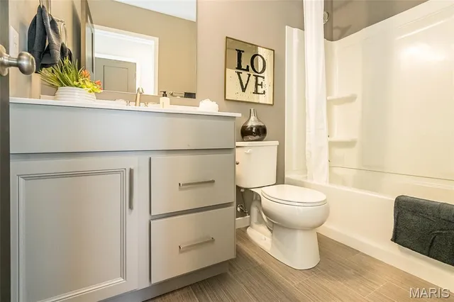 $425,900 | 303 Allison Court, Arnold, MO 63010