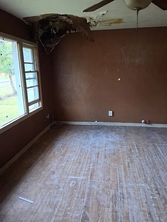 390 Nelson Street Jasper, TX 75951 - Photo 6 of 13