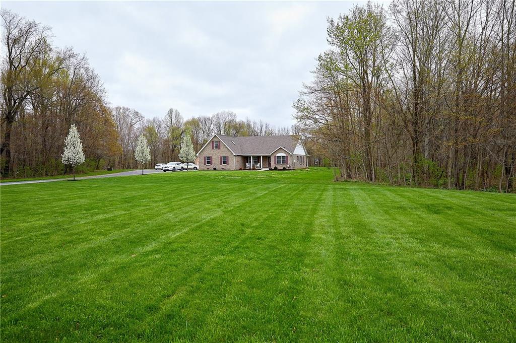 2690 West Liberty Church Road Covington, IN 47932 - Photo 2 of 23