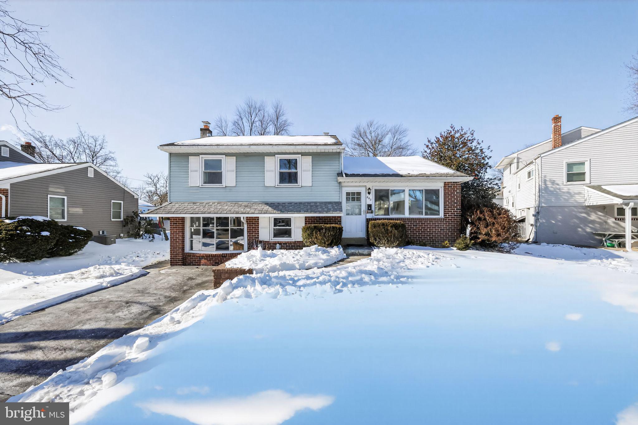 205 Willard Road Hatboro, PA 19040 - Photo 2 of 30 Gallery Image 2