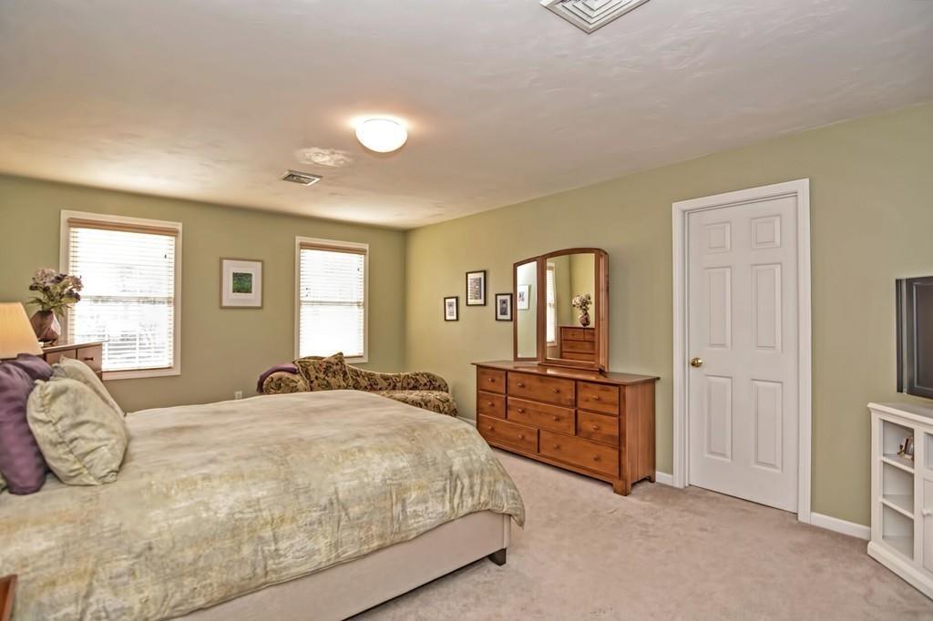 8 Glenview Road Sharon, MA 02067 - Photo 28 of 38 Gallery Image 28
