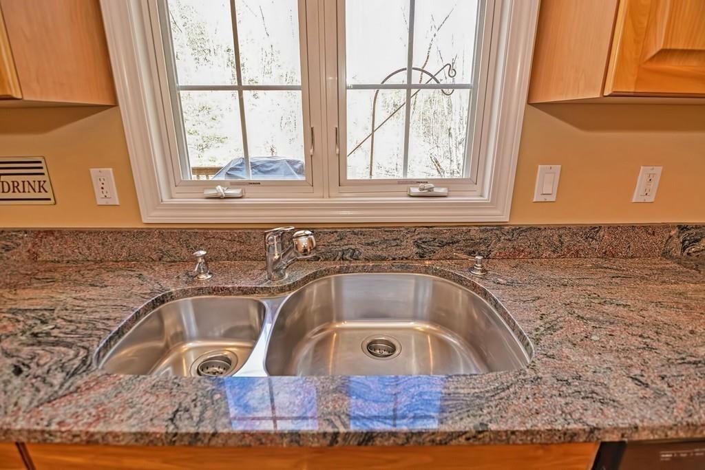 8 Glenview Road Sharon, MA 02067 - Photo 9 of 38 Gallery Image 9