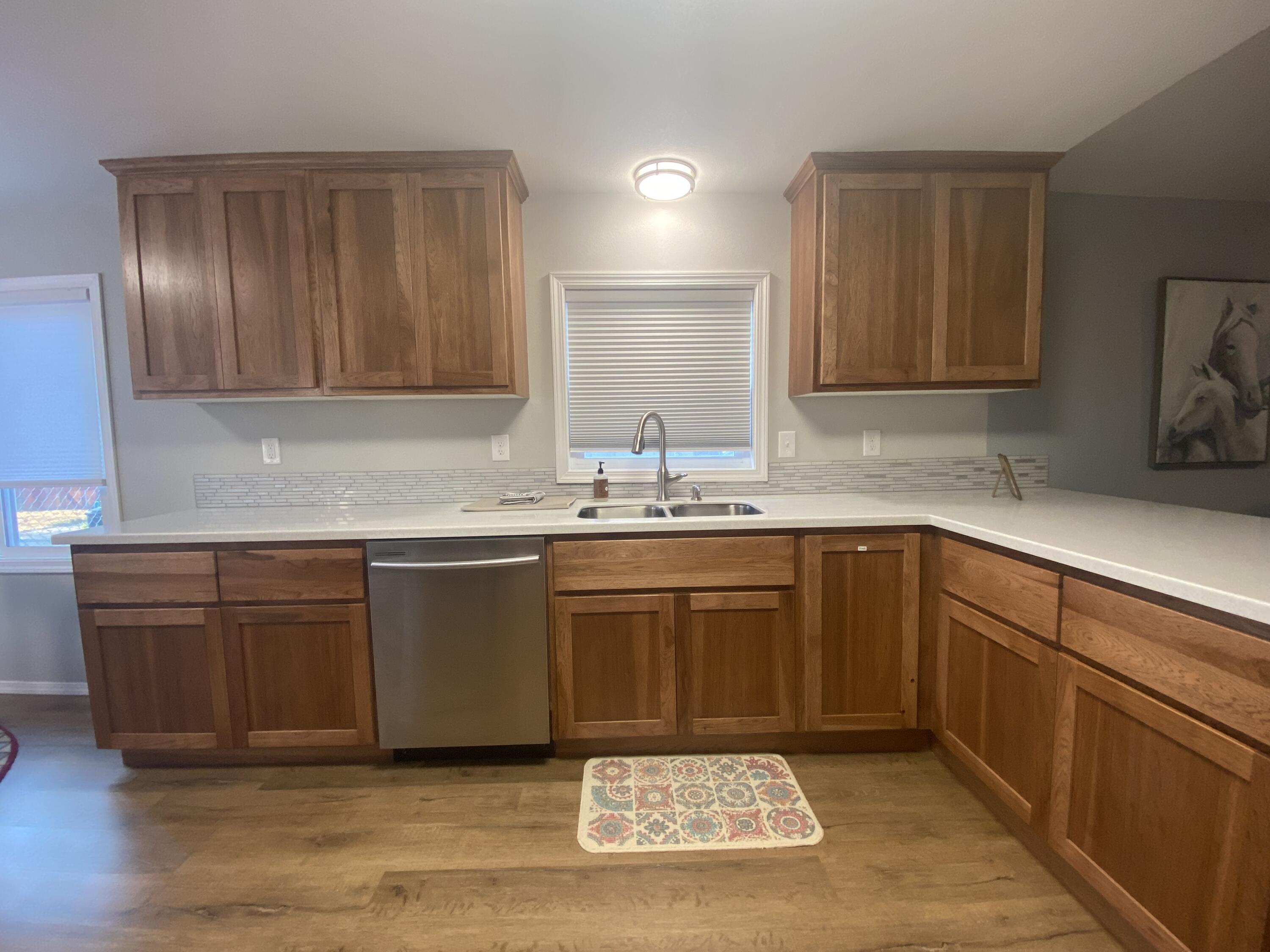 329 North Madison Street Merrill, OR 97633 - Photo 8 of 23 IMG_6269