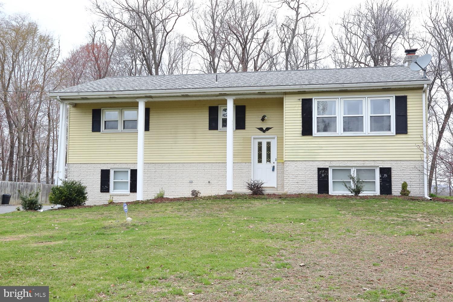 443 Aberdeen Road Elizabethtown, PA 17022 - Photo 1 of 28 Gallery Image 1