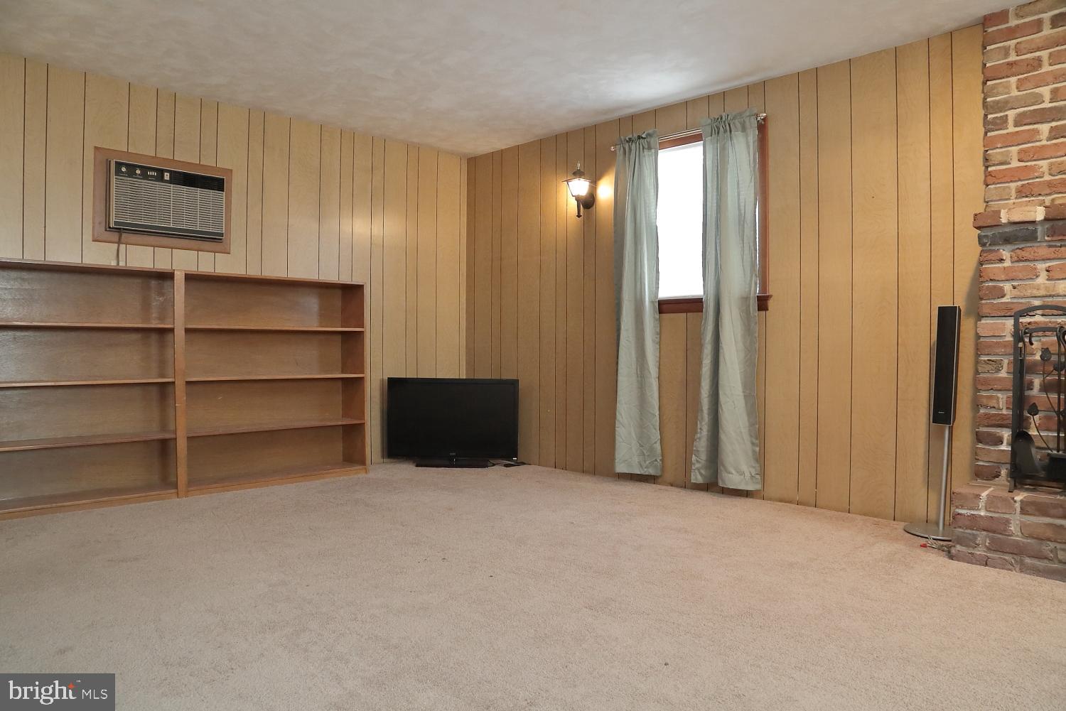 443 Aberdeen Road Elizabethtown, PA 17022 - Photo 14 of 28 Gallery Image 14