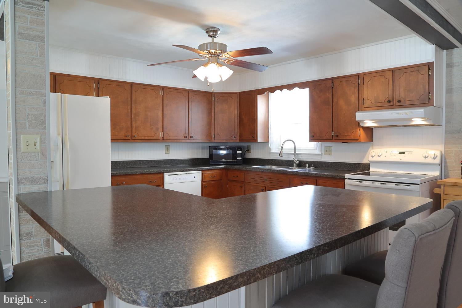 443 Aberdeen Road Elizabethtown, PA 17022 - Photo 8 of 28 Gallery Image 8