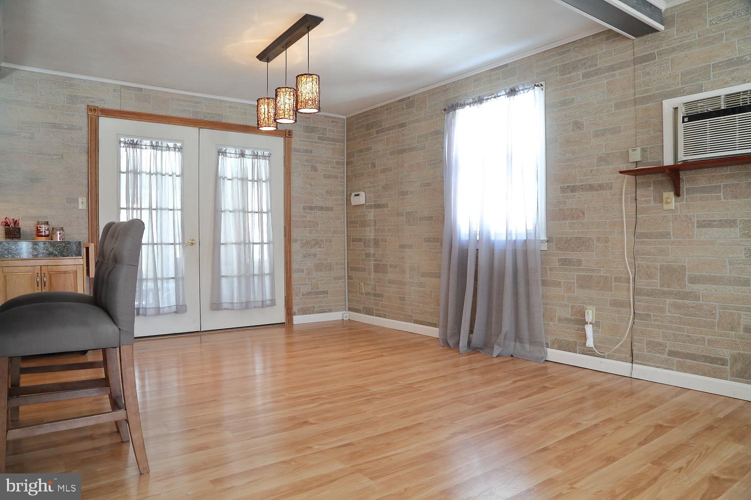 443 Aberdeen Road Elizabethtown, PA 17022 - Photo 10 of 28 Gallery Image 10