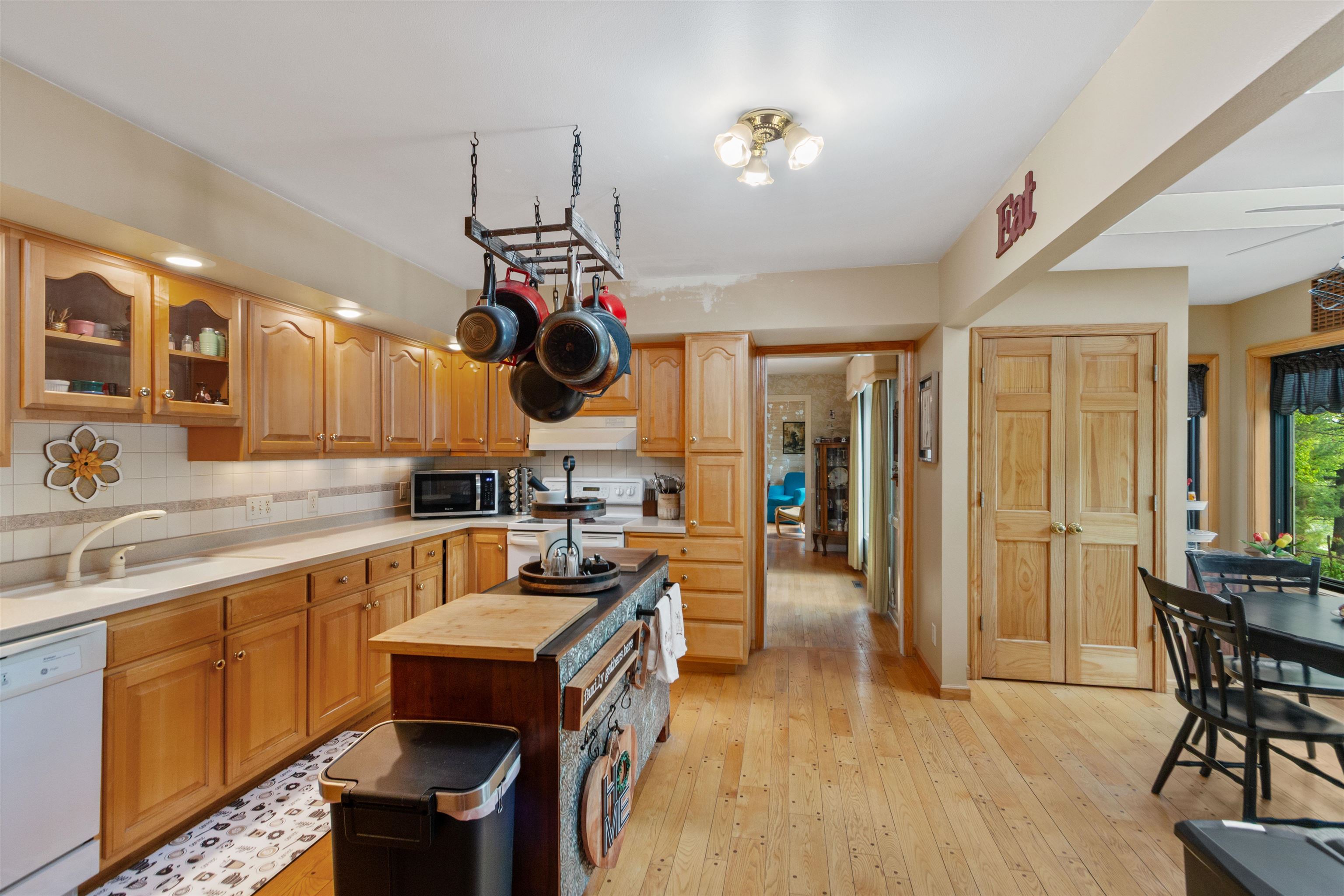 1670 Spring Hill Lane Port Edwards, WI 54469 - Photo 12 of 56