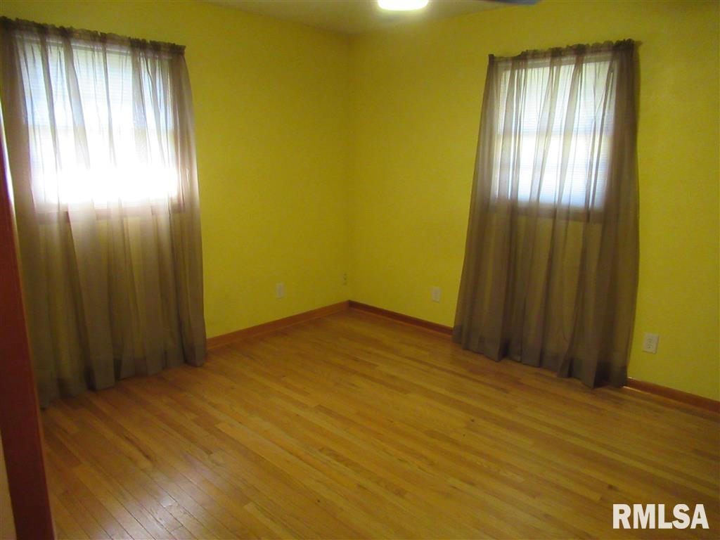 126 Collier Drive Springfield, IL 62704 - Photo 15 of 24 Gallery Image 15
