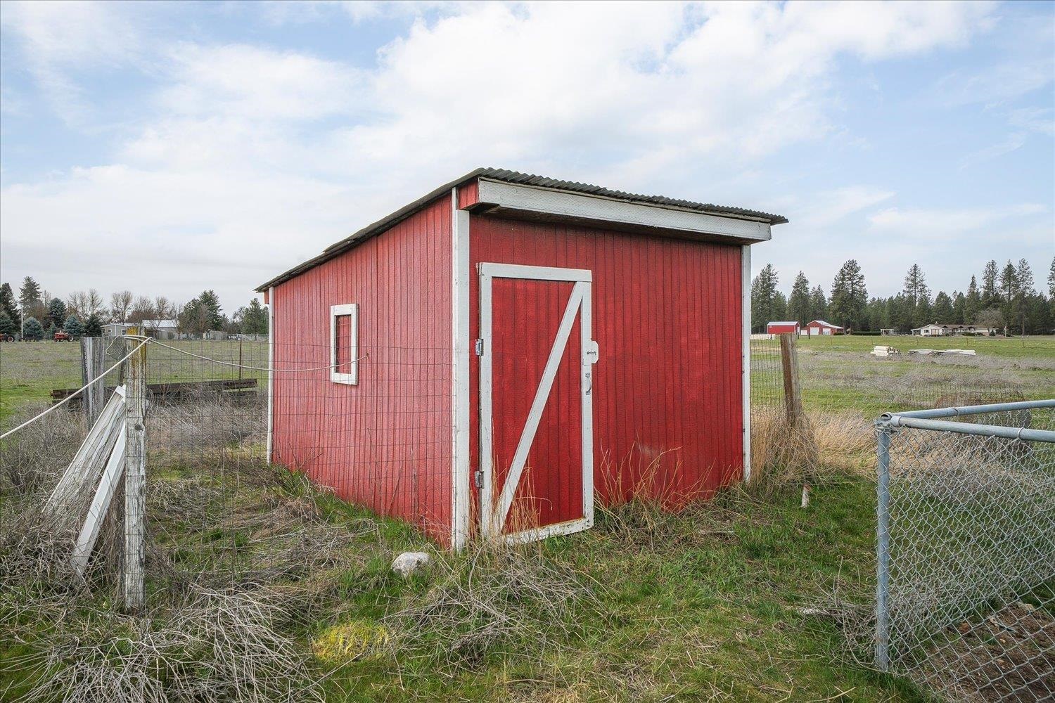 4810 East Big Meadows Road Colbert, WA 99005 - Photo 27 of 29