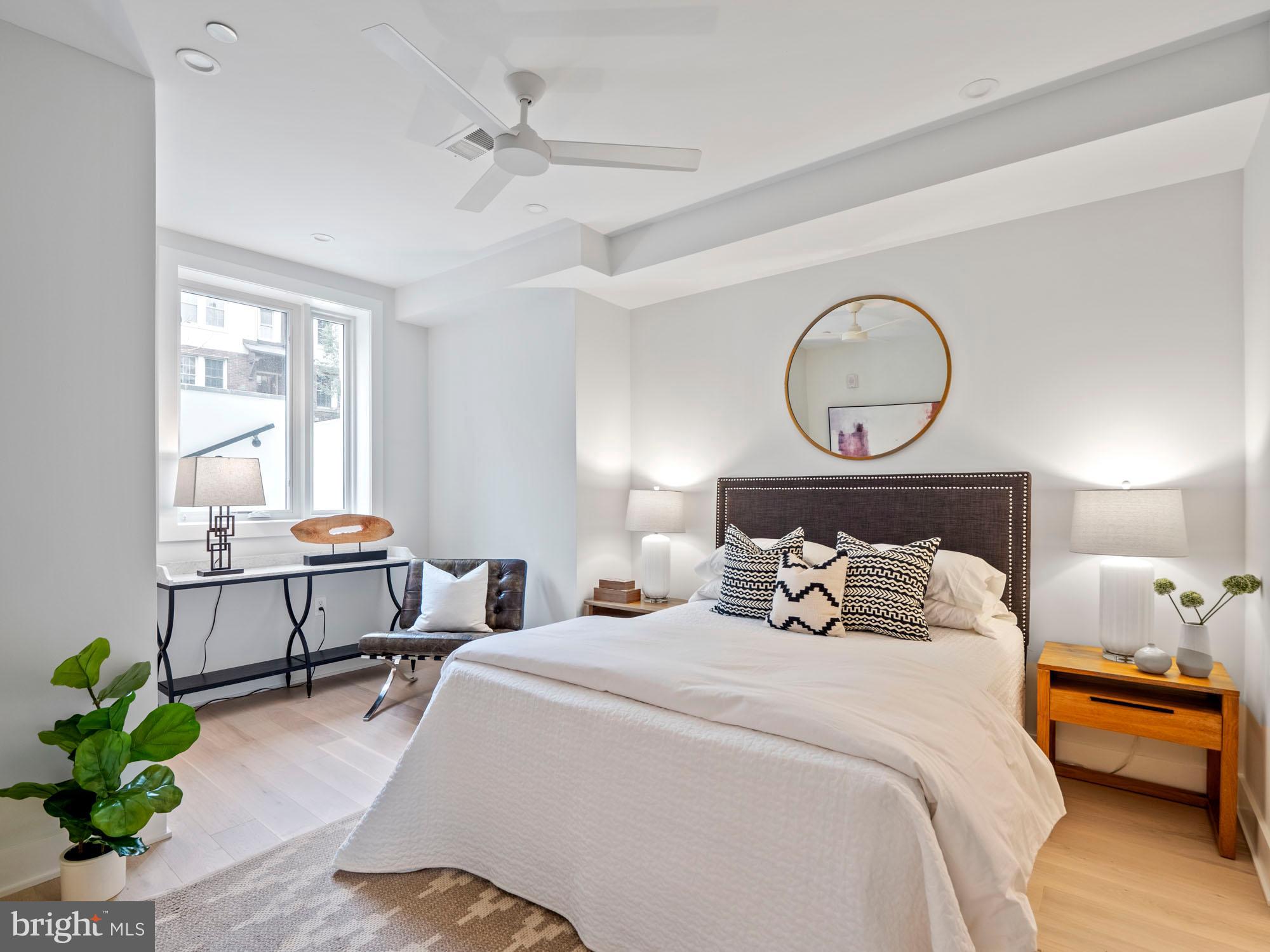 2466 Ontario Road Northwest, Unit T01 Washington, DC 20009 - Photo 13 of 18 Gallery Image 13