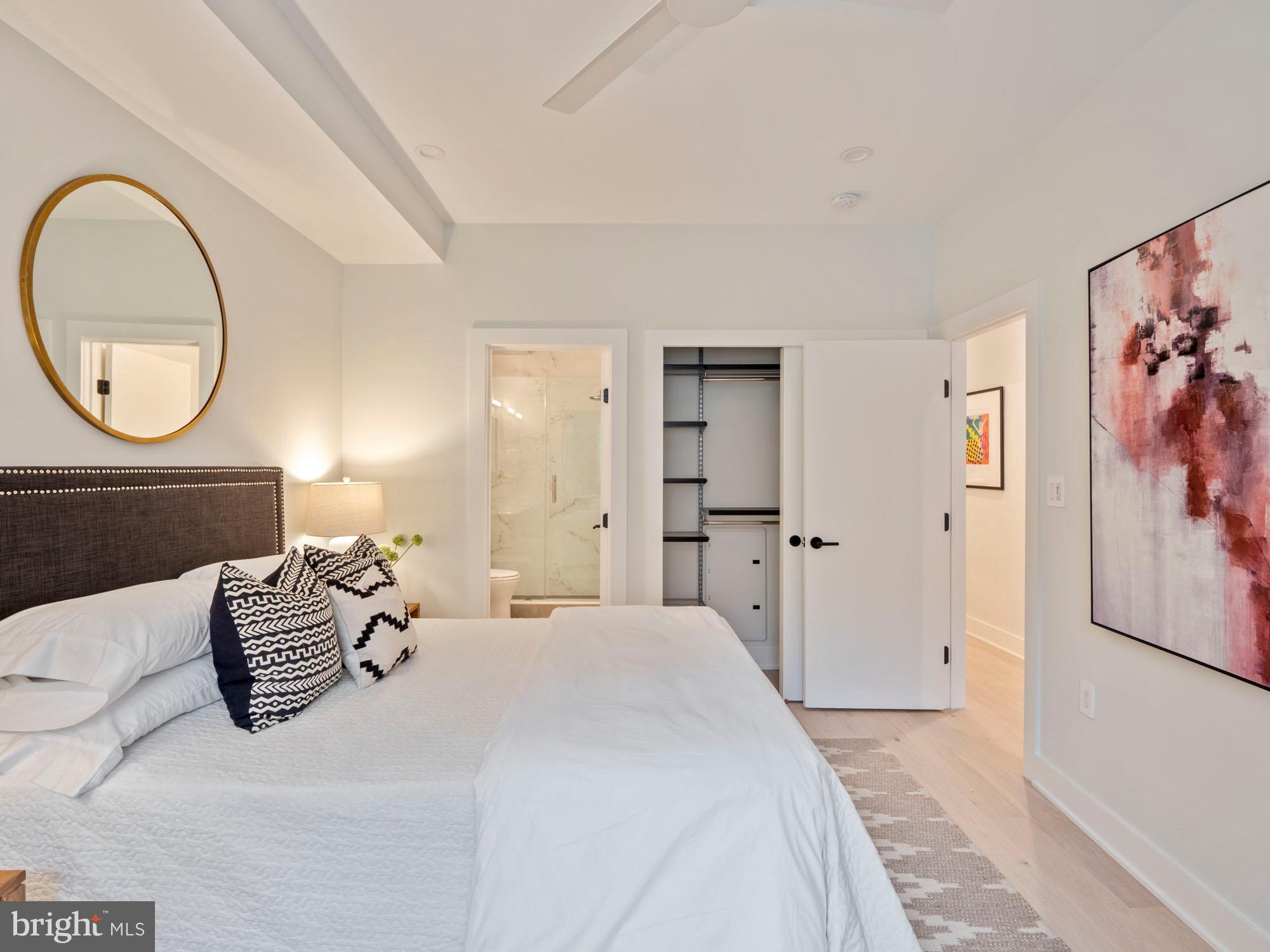 2466 Ontario Road Northwest, Unit T01 Washington, DC 20009 - Photo 14 of 18 Gallery Image 14