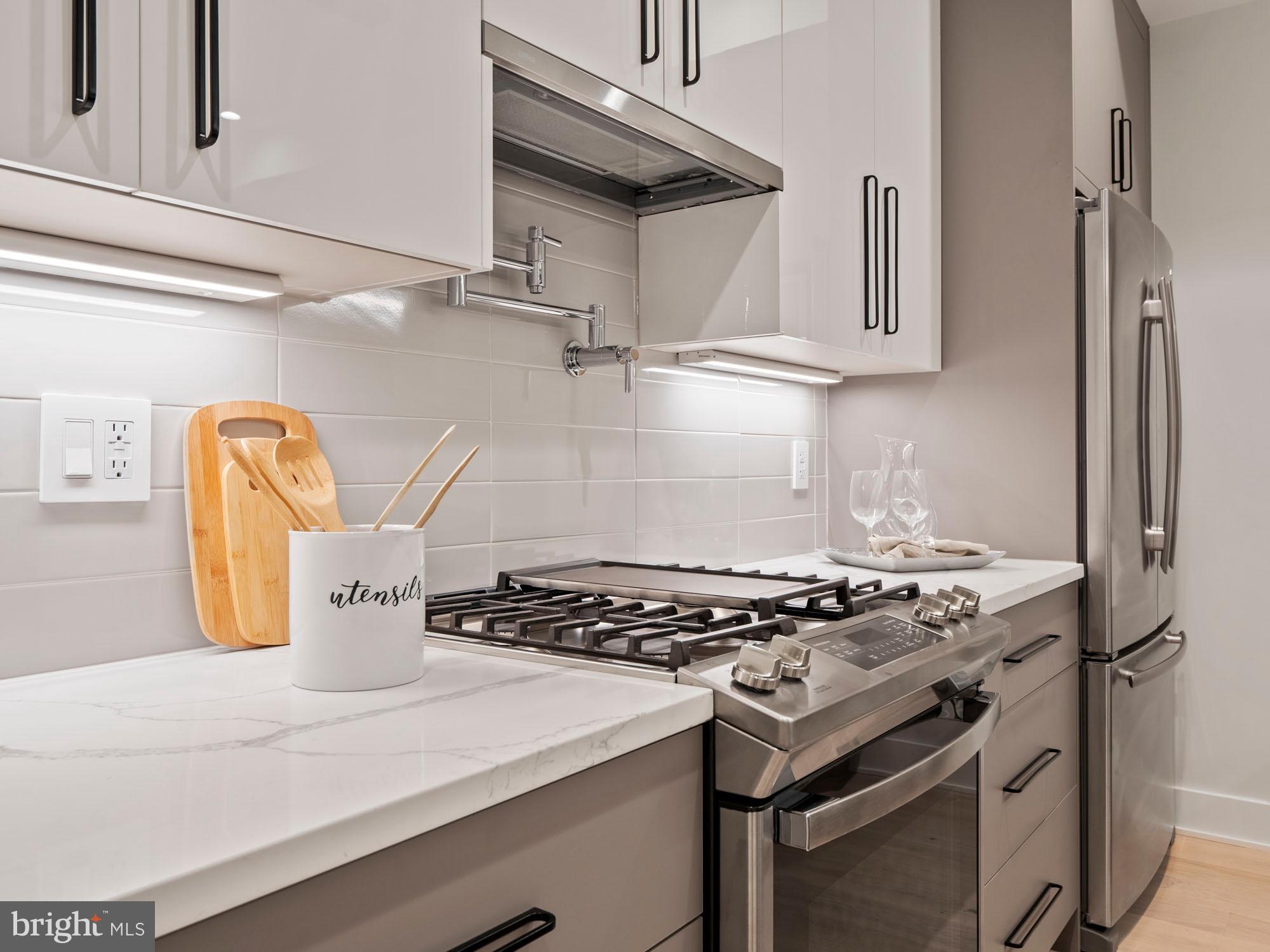 2466 Ontario Road Northwest, Unit T01 Washington, DC 20009 - Photo 8 of 18 Gallery Image 8