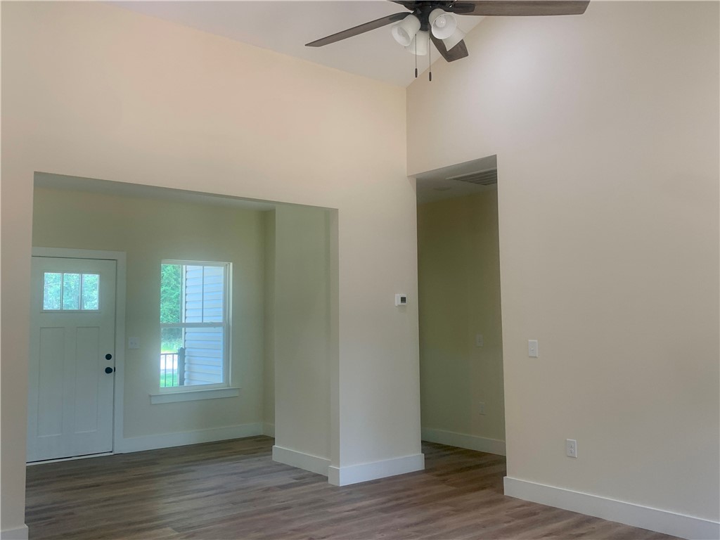 233 Shenandoah Road Townville, SC 29689 - Photo 5 of 12 Gallery Image 5
