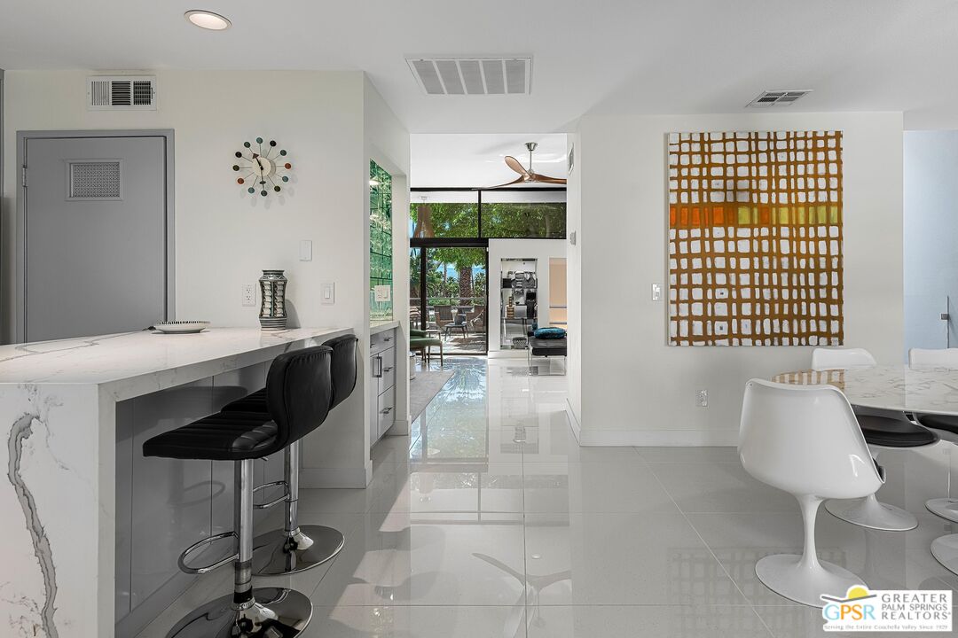 240 West Stevens Road Palm Springs, CA 92262 - Photo 10 of 33 Gallery Image 10