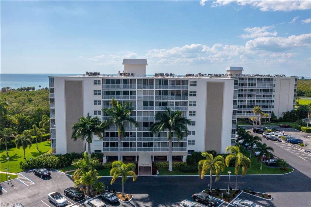 3 Bluebill Avenue, Unit 808 Naples, FL 34108 - Photo 4 of 25