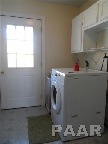 1914 California Road Pekin, IL 61554 - Photo 15 of 21 Gallery Image 15