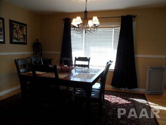 1914 California Road Pekin, IL 61554 - Photo 8 of 21 Gallery Image 8