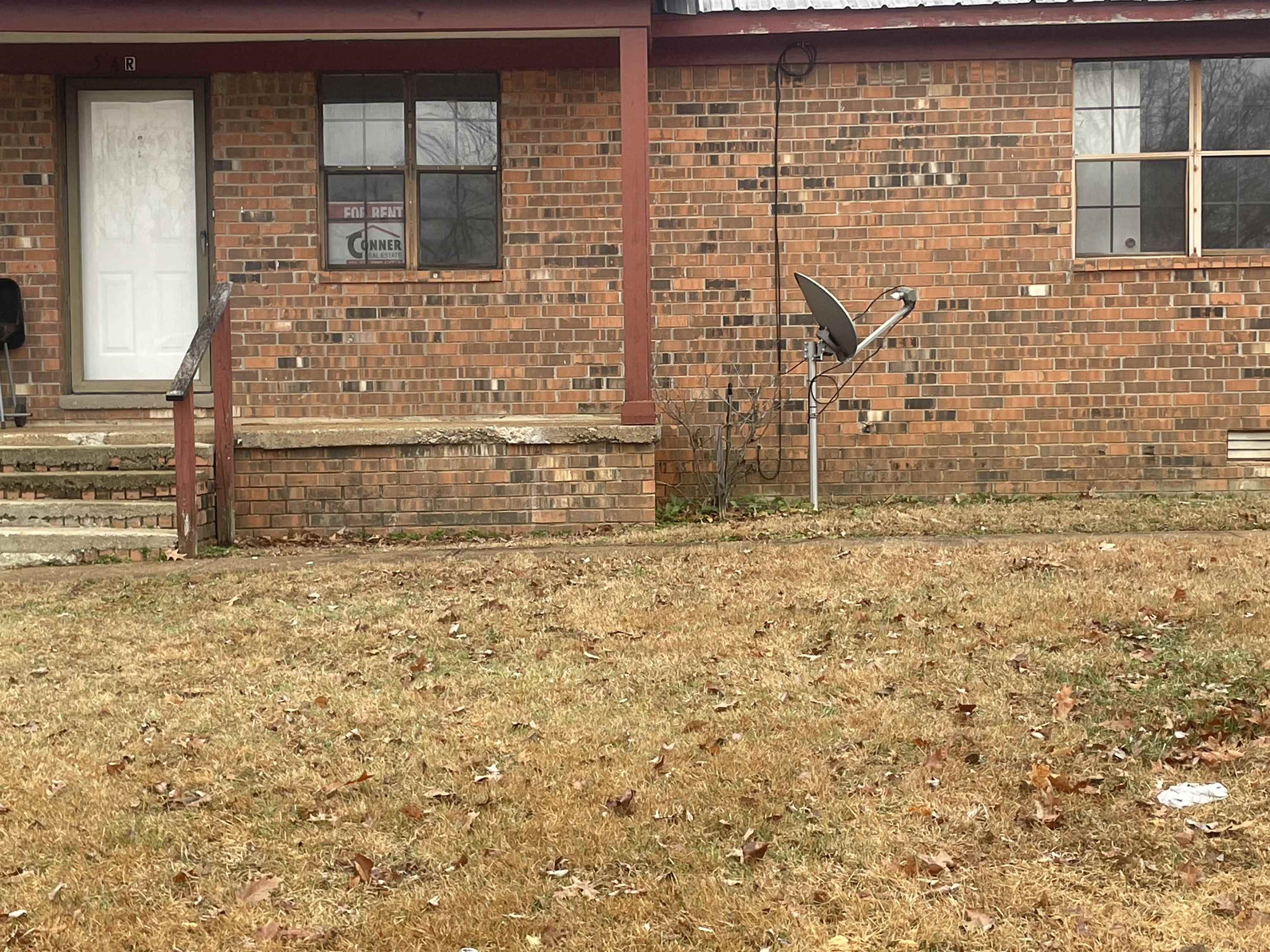 54 Cinnamon Drive Jackson, TN 38305 - Photo 1 of 7 a view of entrance