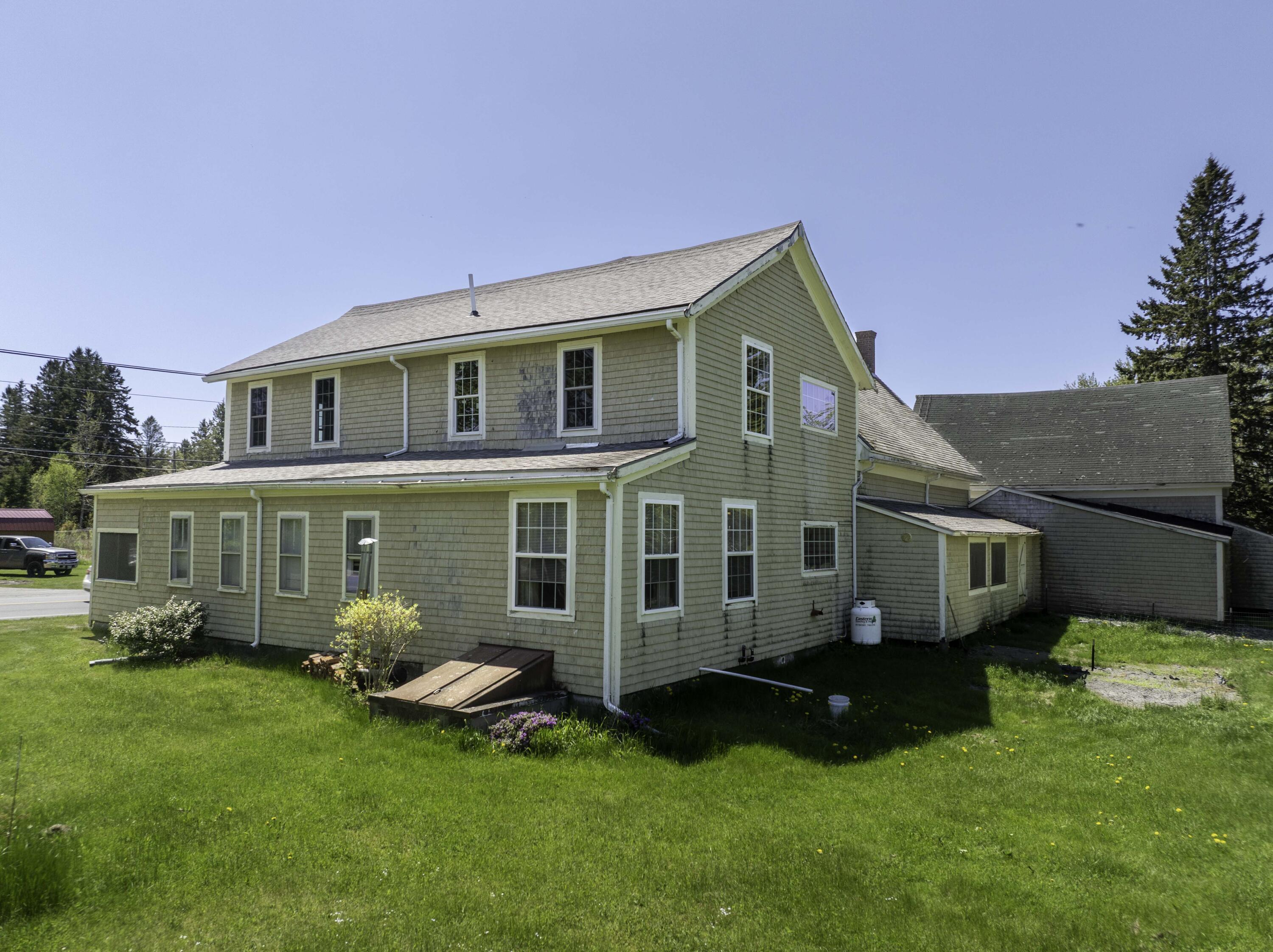 893 County Road Lubec, ME 04652 - Photo 5 of 38 893 County Rd. Lubec 5-27-25 (32 of 36)