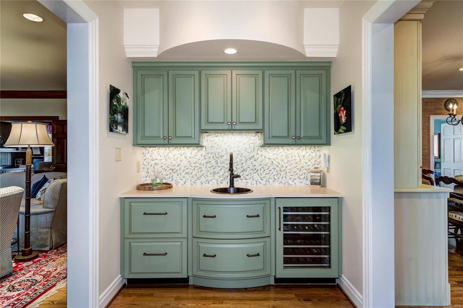 2009 Hunters Field Road Kirkwood, MO 63122 - Photo 19 of 49 Gallery Image 19
