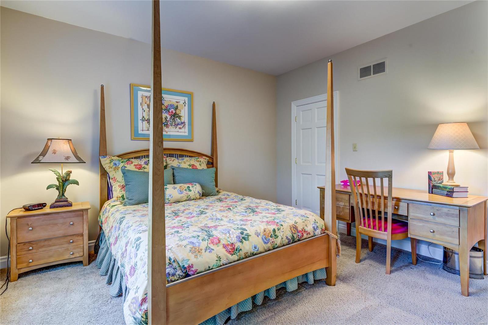 2009 Hunters Field Road Kirkwood, MO 63122 - Photo 28 of 49 Gallery Image 28