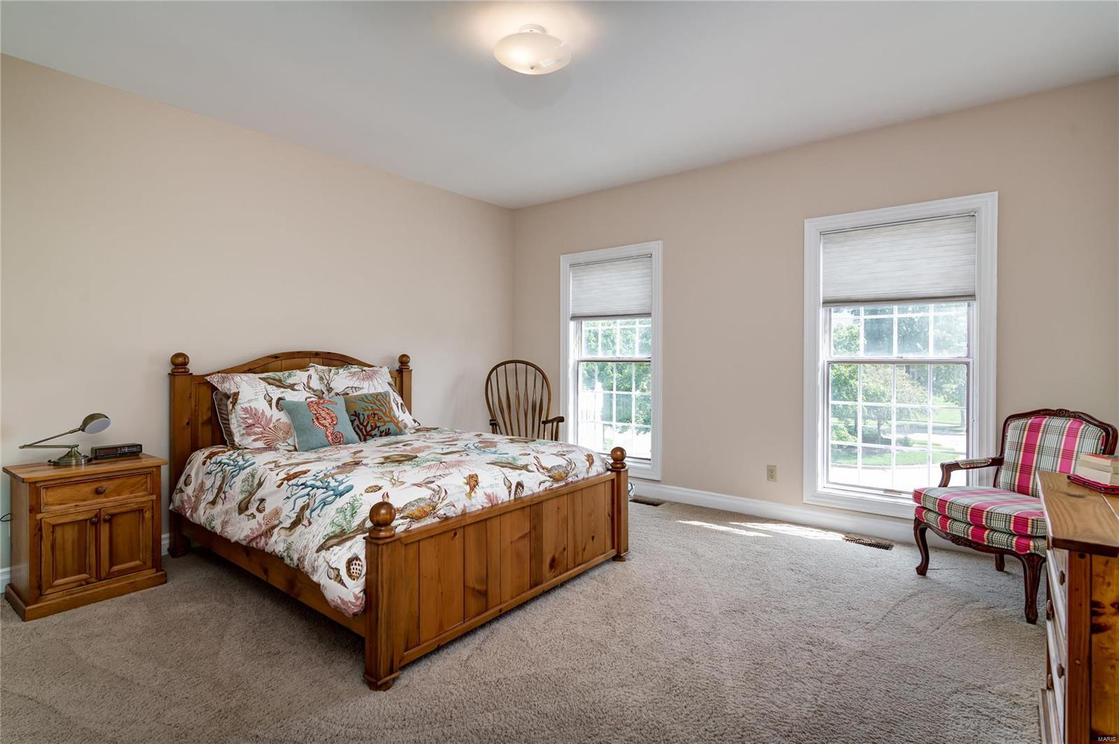 2009 Hunters Field Road Kirkwood, MO 63122 - Photo 31 of 49 Gallery Image 31