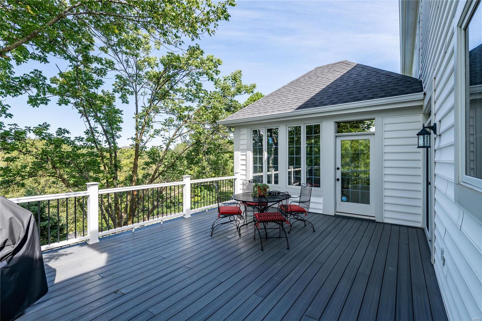 2009 Hunters Field Road Kirkwood, MO 63122 - Photo 43 of 49 Gallery Image 43