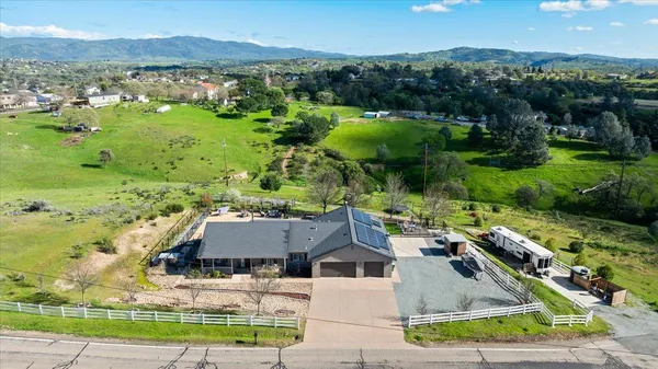 $759,000 | 2494 Ross Drive, Valley Springs, CA 95252