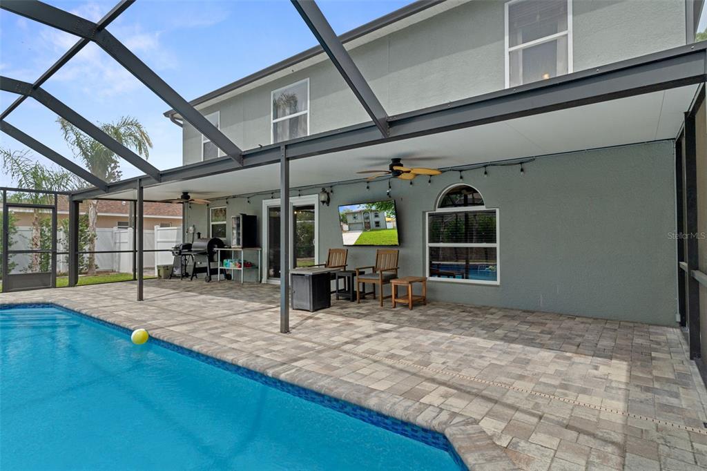 2451 Deltona Boulevard Spring Hill, FL 34606 - Photo 52 of 68 a view of a building with sitting area