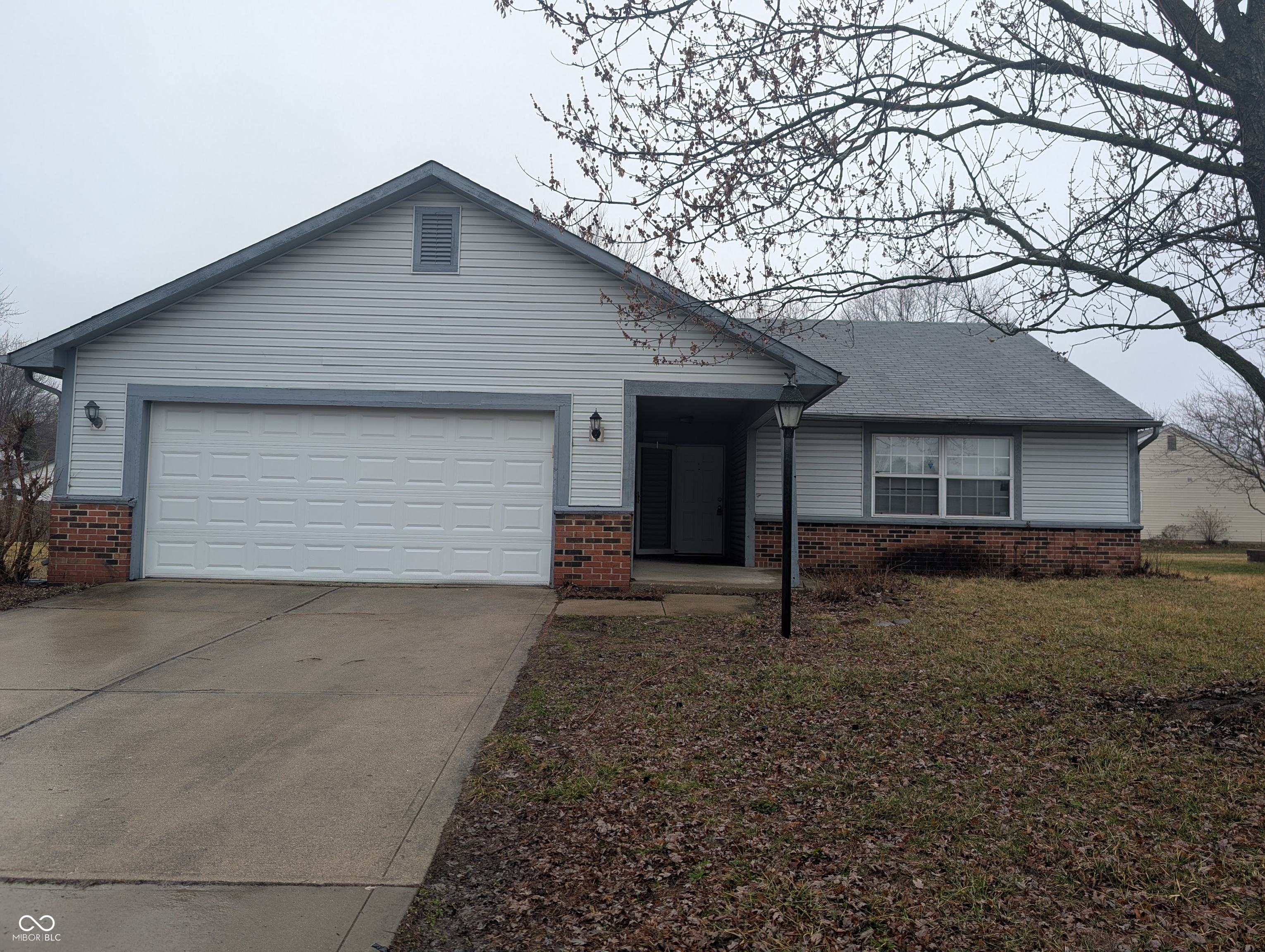 6530 Pike View Court Indianapolis, IN 46268 - Photo 2 of 4