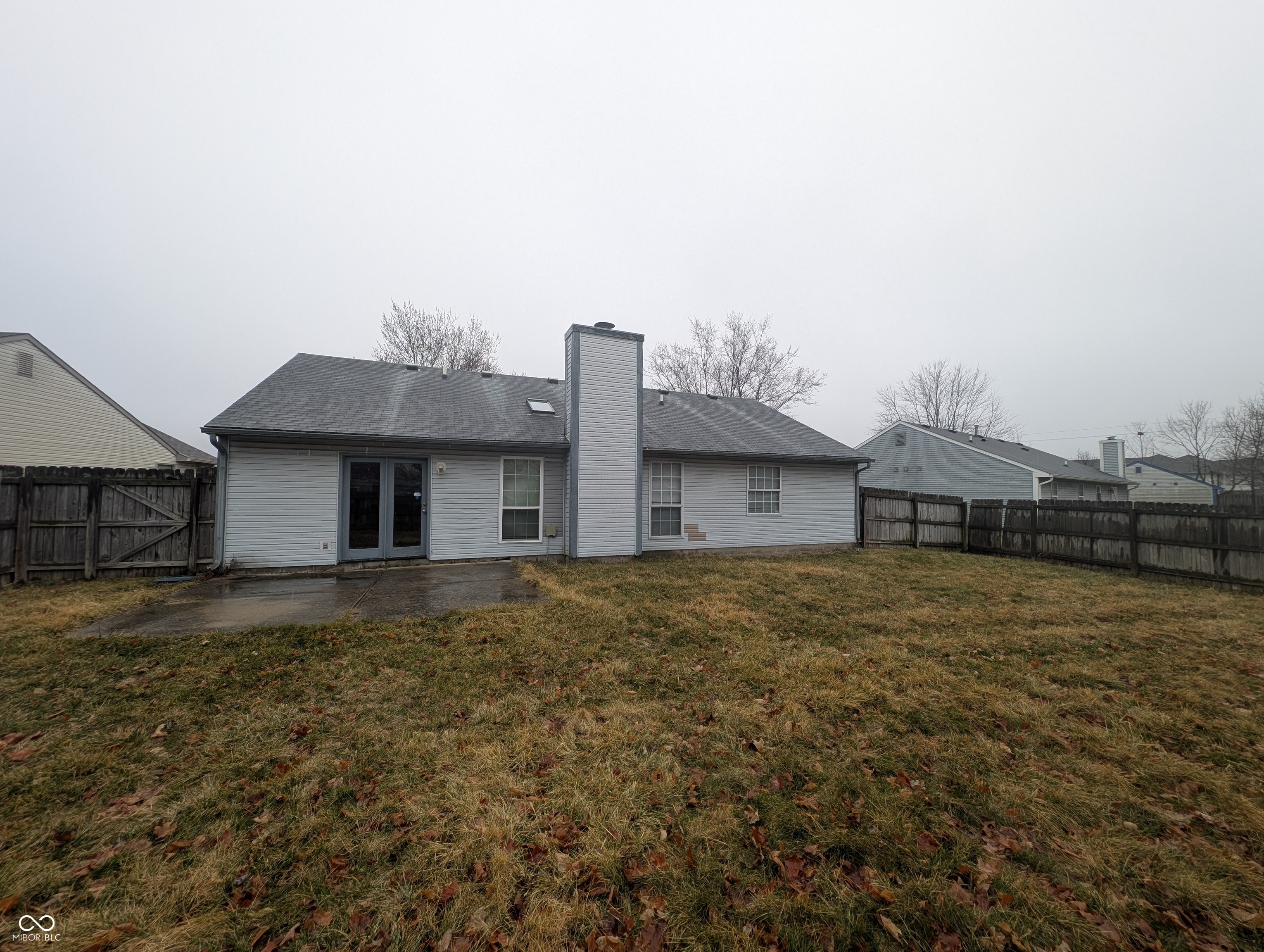 6530 Pike View Court Indianapolis, IN 46268 - Photo 3 of 4