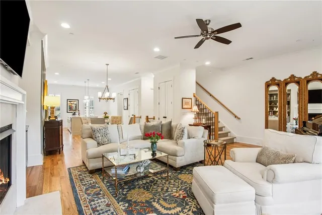 $639,900 | 1045 Endeavour Court, Marietta, GA 30064