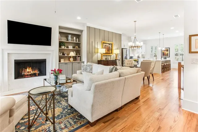 $639,900 | 1045 Endeavour Court, Marietta, GA 30064