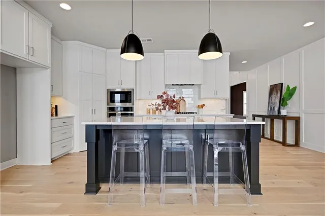 $820,000 | 16204 South Twilight Lane, Olathe, KS 66062