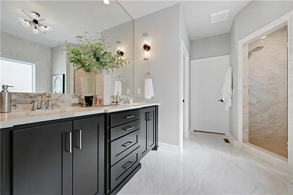 $820,000 | 16204 South Twilight Lane, Olathe, KS 66062