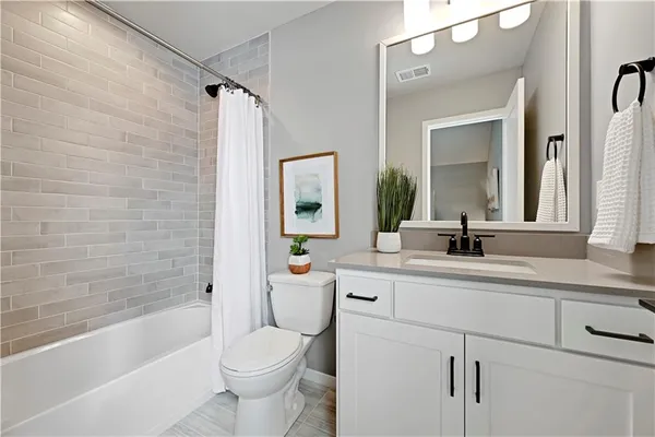 $820,000 | 16204 South Twilight Lane, Olathe, KS 66062